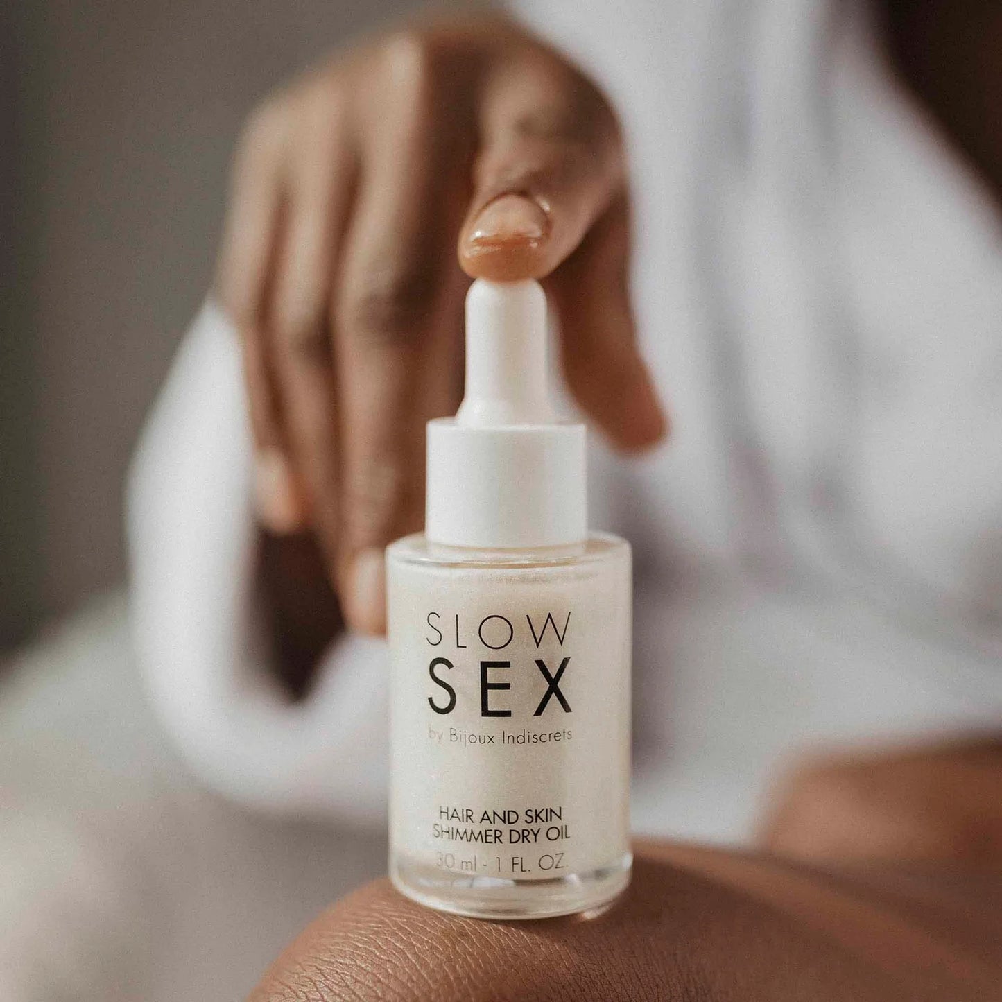 Dry-touch Intimate Shimmer Oil
