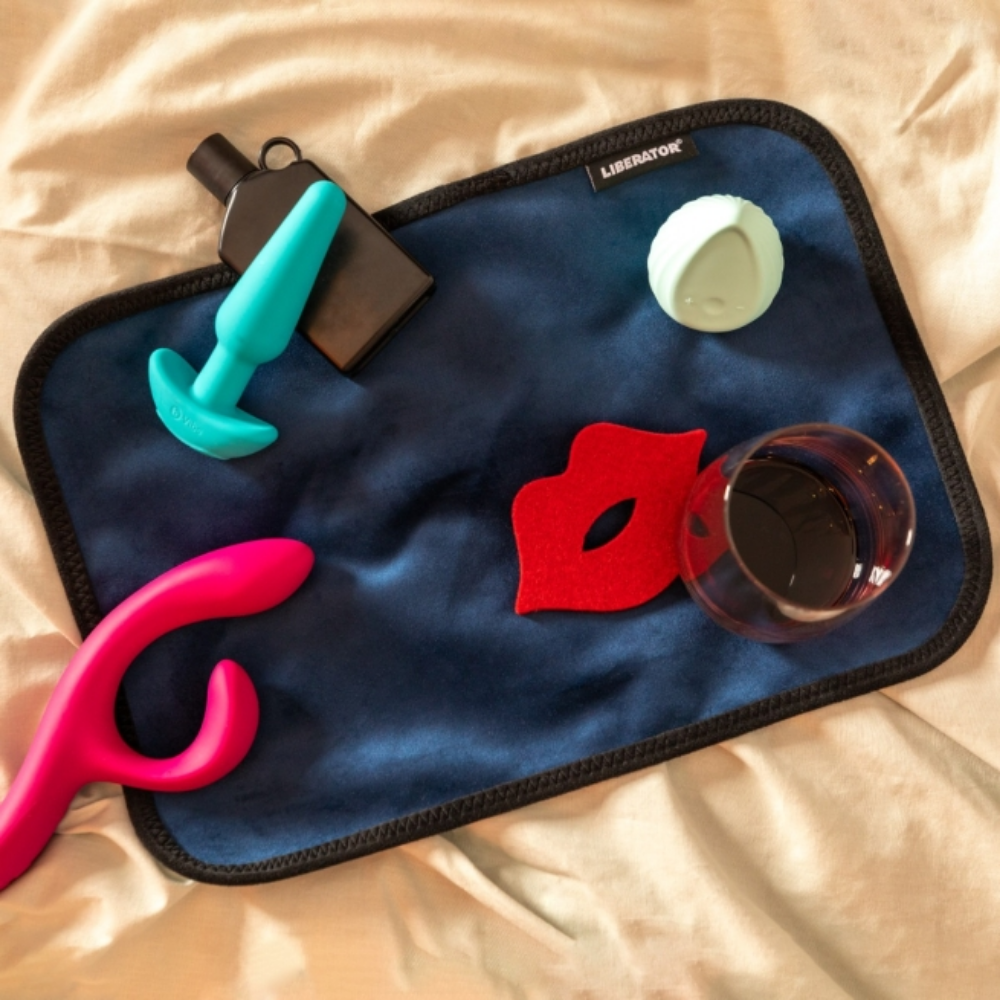 Fascinator Throws
